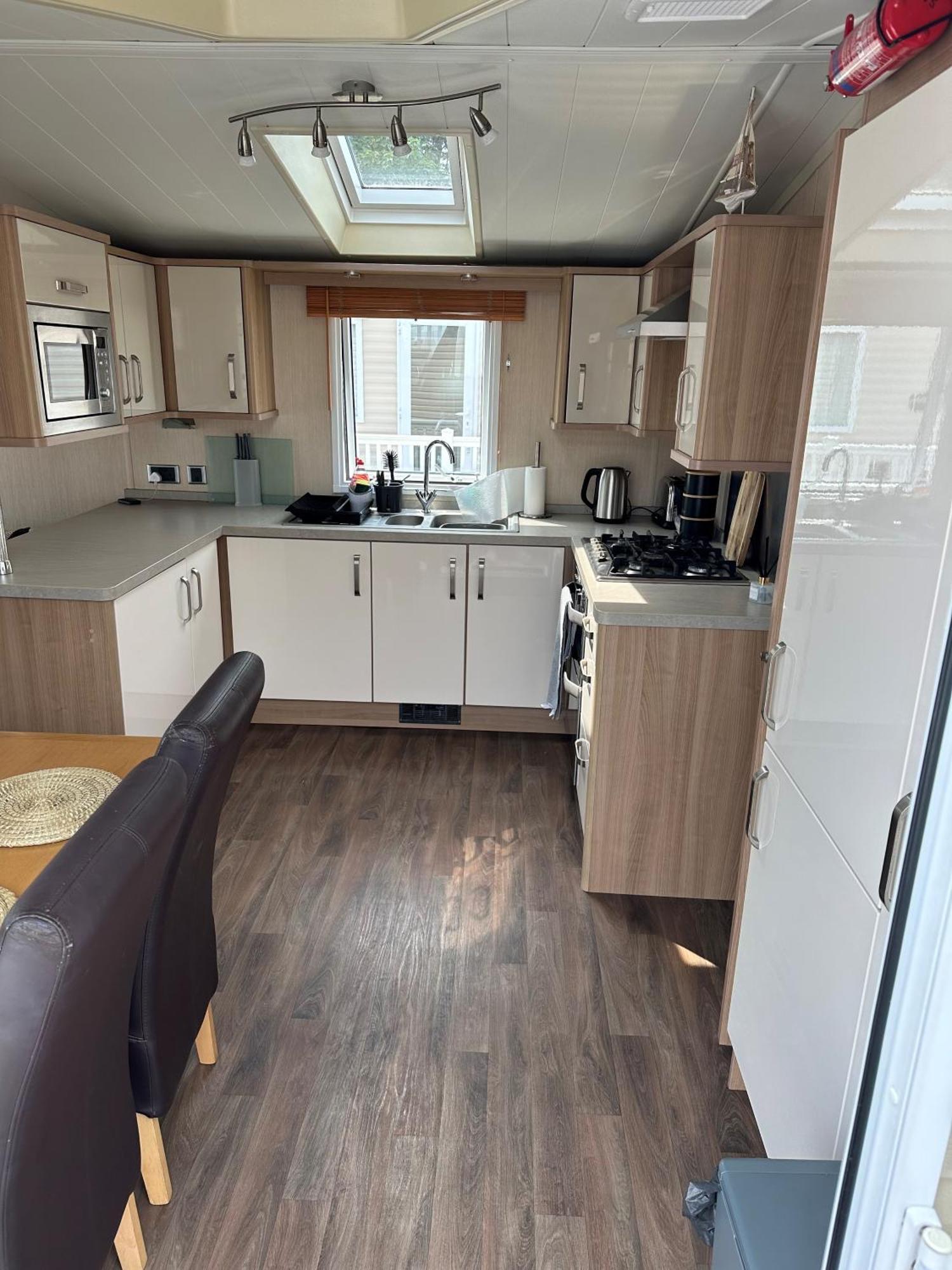 Sea Breeze Cabin Poole Zewnętrze zdjęcie